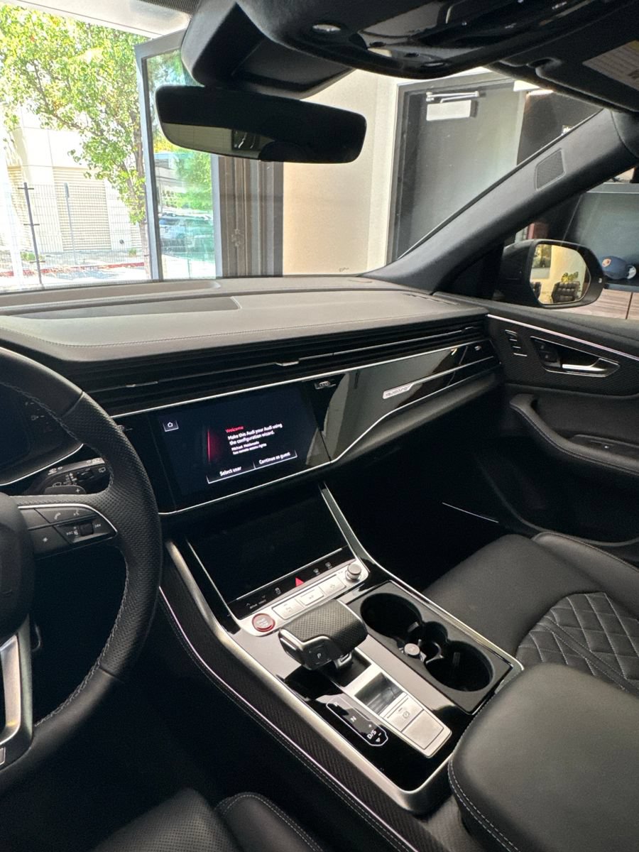 Used 2024 Audi SQ8 Prestige w/ Prestige Package AWD/4WD image 8