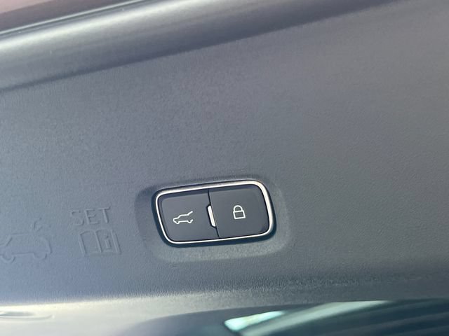 New 2027 Lincoln Navigator L Black Label w/ Black Label Special Edition AWD/4WD image 13
