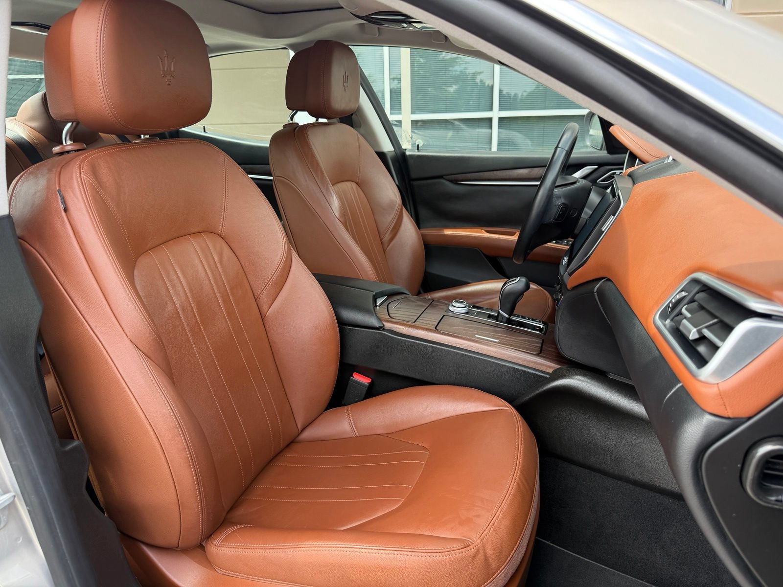 Used 2017 Maserati Ghibli S RWD image 38