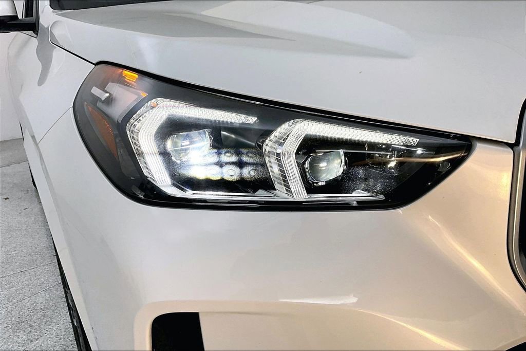 Used 2025 BMW X1 xDrive28i image 36