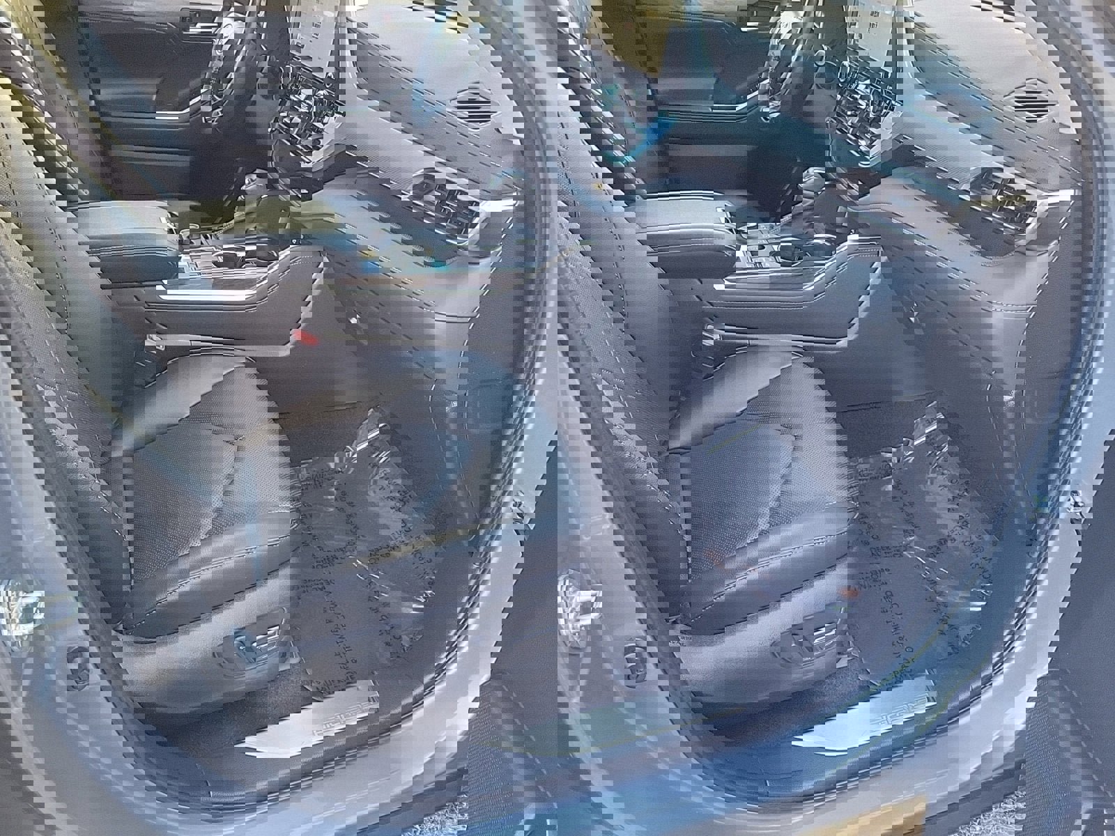 Used 2023 Toyota Highlander Platinum image 12