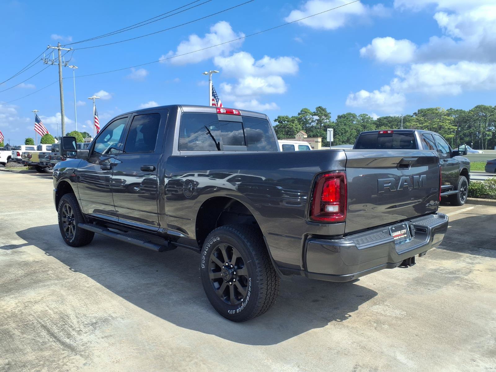 New 2026 RAM 2500 Tradesman AWD/4WD image 2