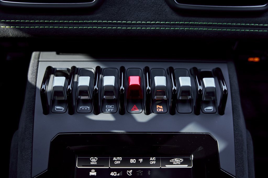 Used 2024 Lamborghini Huracan Sterrato image 77