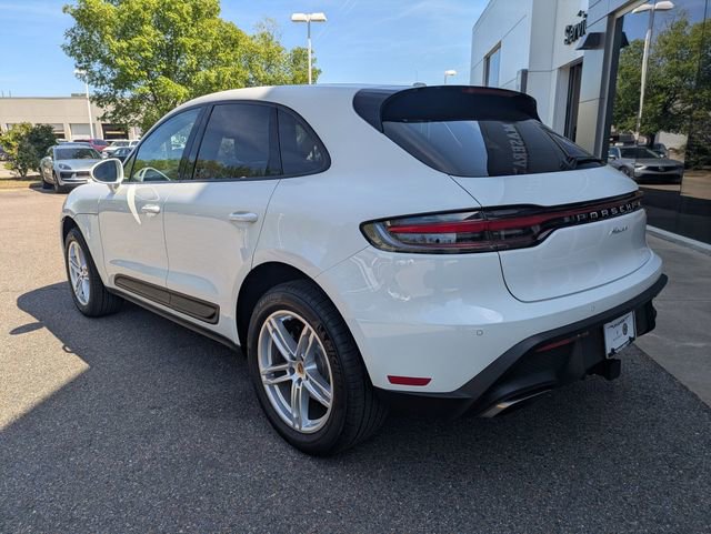 Used 2026 Porsche Macan AWD/4WD image 4