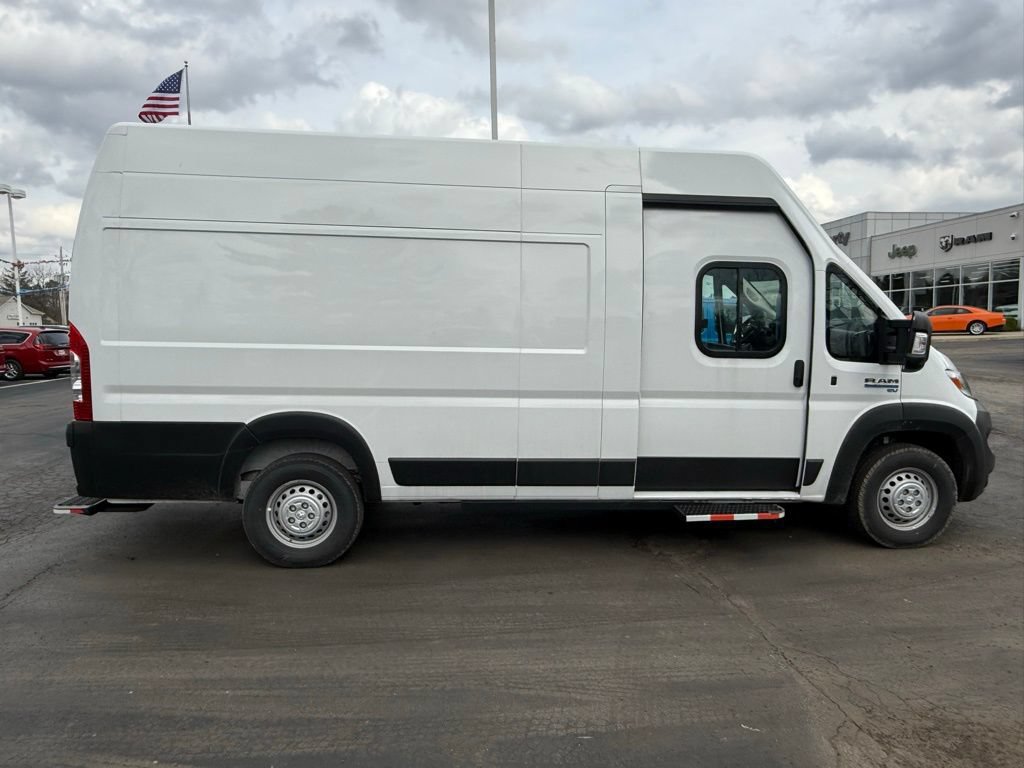 Used 2024 RAM ProMaster 3500 w/ Delivery Van Package FWD image 7