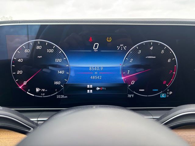 Used 2024 Mercedes-Benz GLS 580 4MATIC image 16