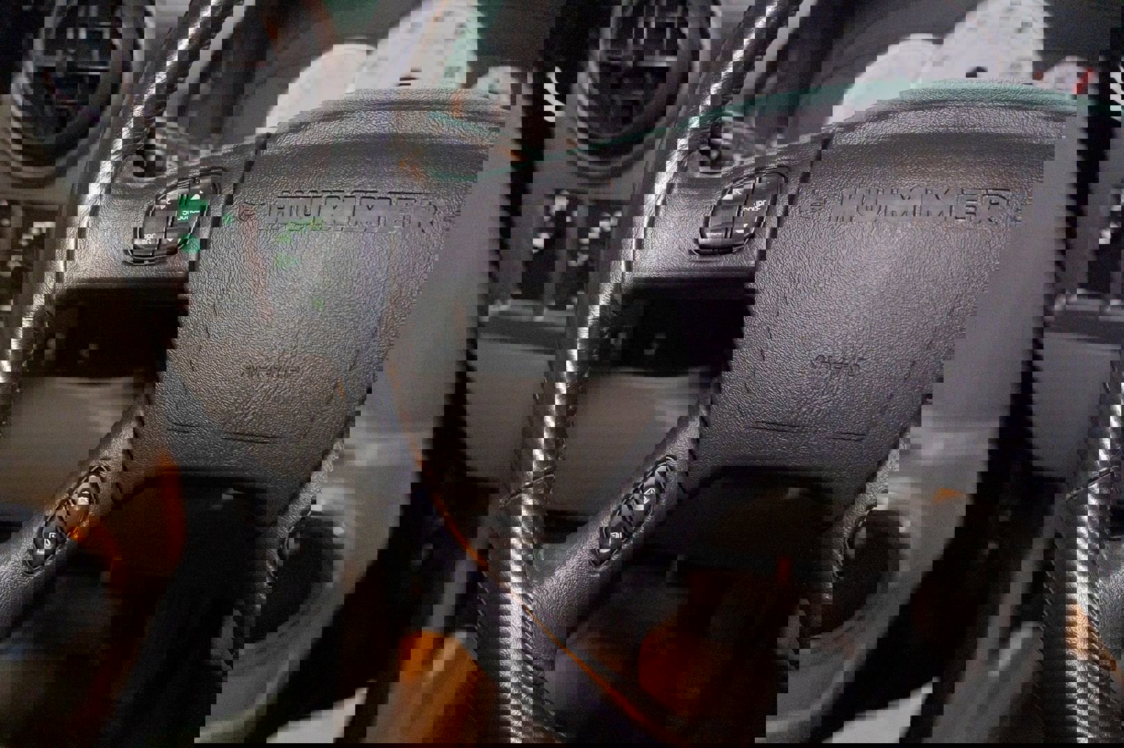 Used 2003 HUMMER H2 w/ Preferred Equipment Group image 50