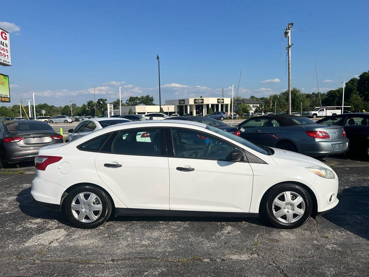 Used 2014 Ford Focus S image 3