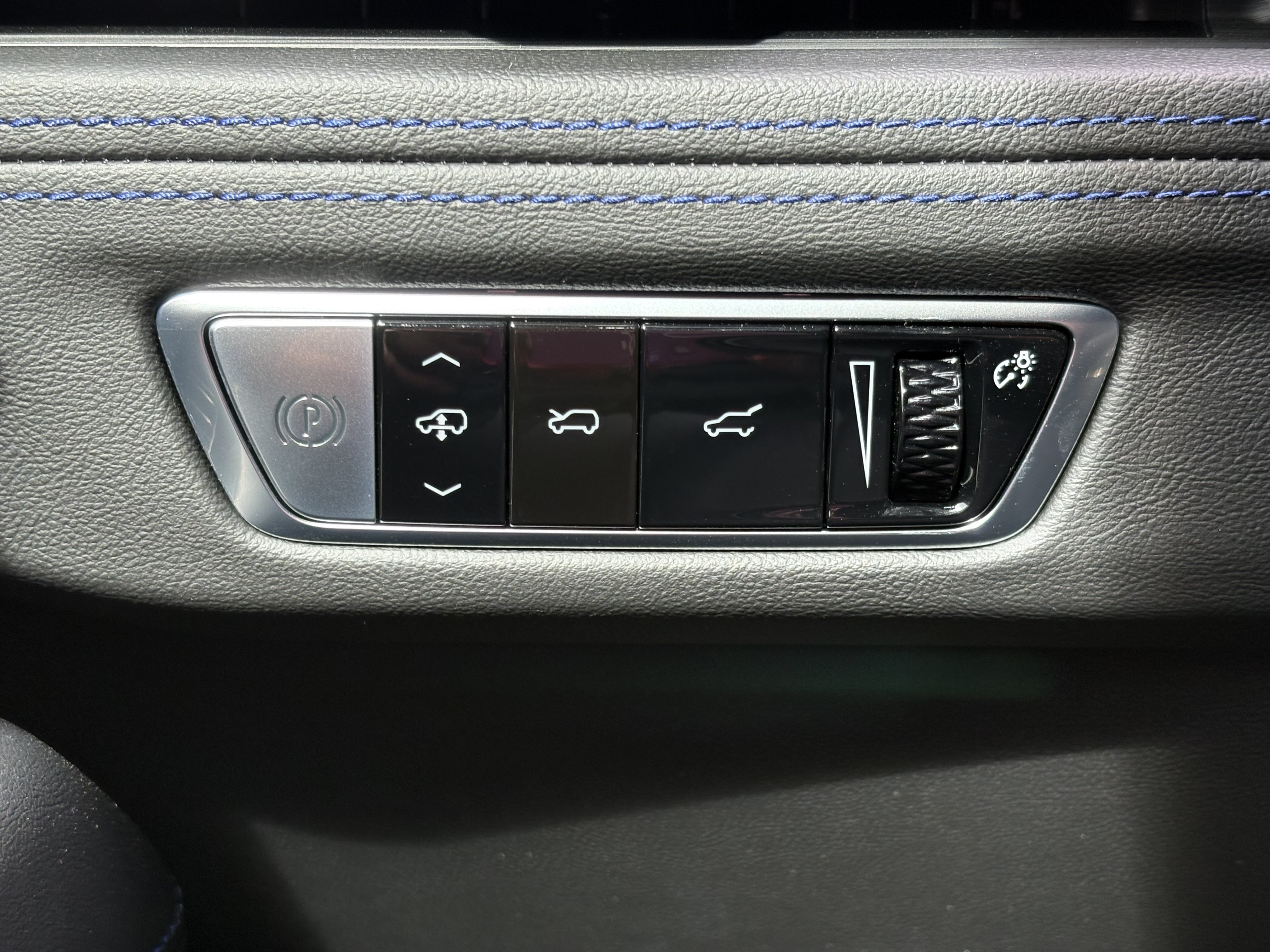 New 2026 Cadillac Escalade IQL Sport 1 AWD/4WD image 33