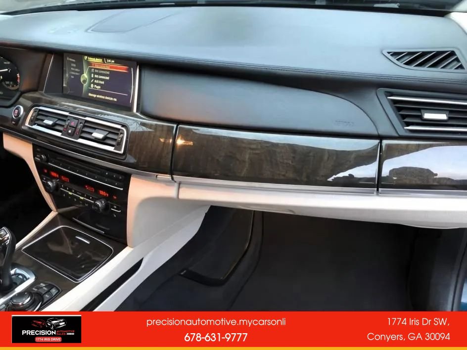 Used 2013 BMW 750i RWD image 29