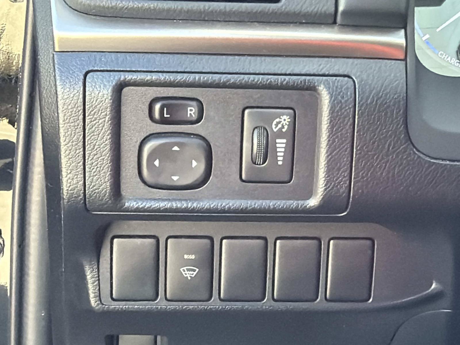 Used 2016 Lexus CT 200h w/ Accessory Package 2 FWD image 15