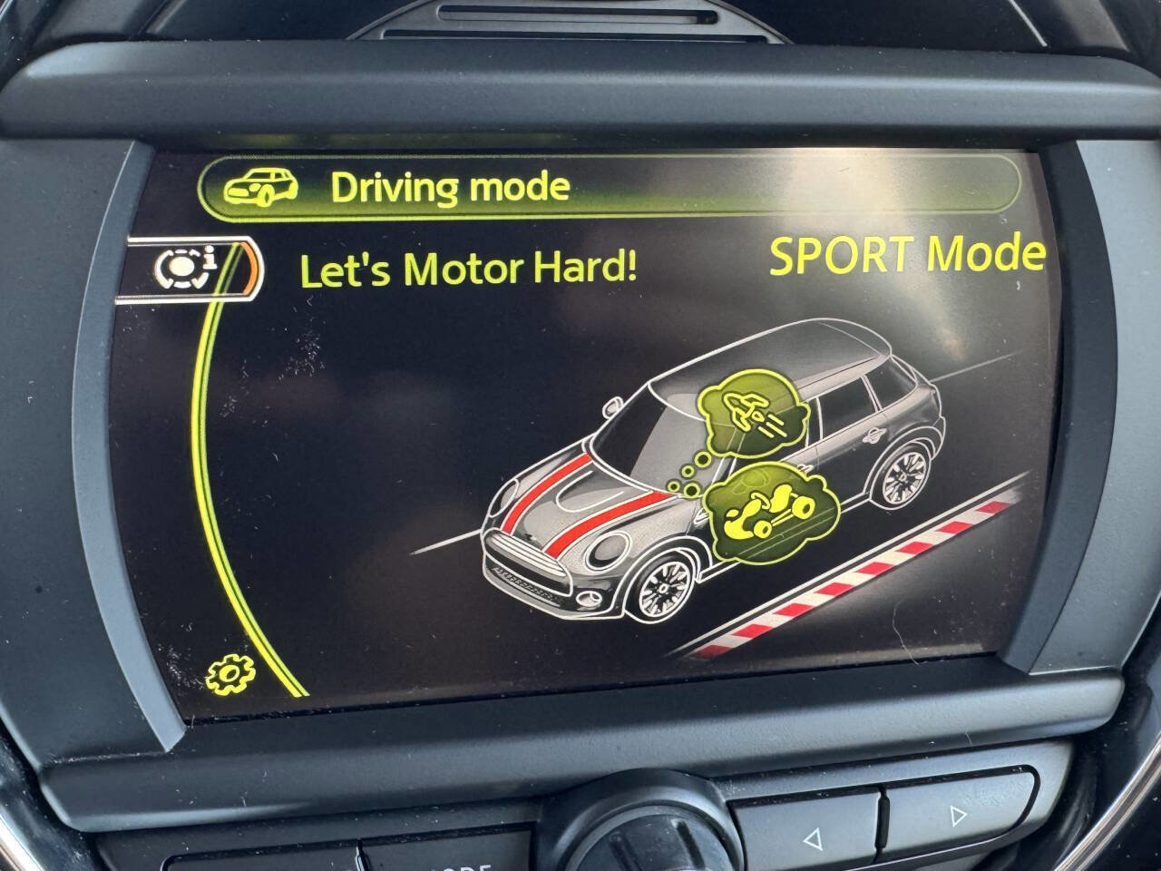 Used 2017 MINI Cooper S image 13