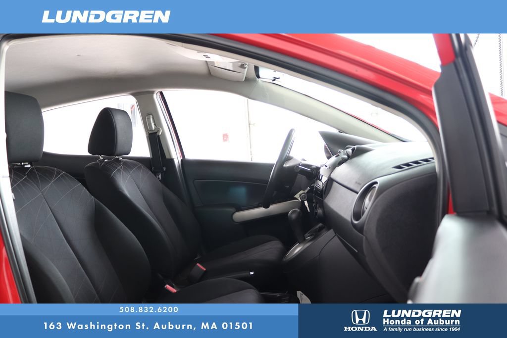 Used 2013 MAZDA MAZDA2 Sport FWD image 15