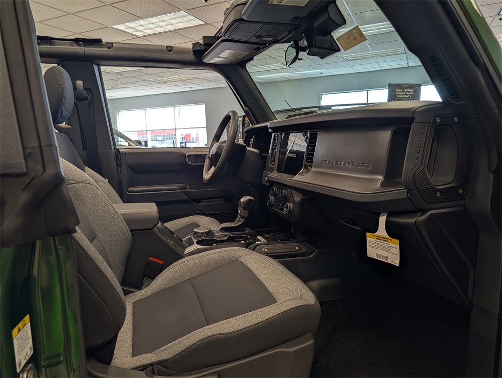 New 2025 Ford Bronco 4-Door image 11
