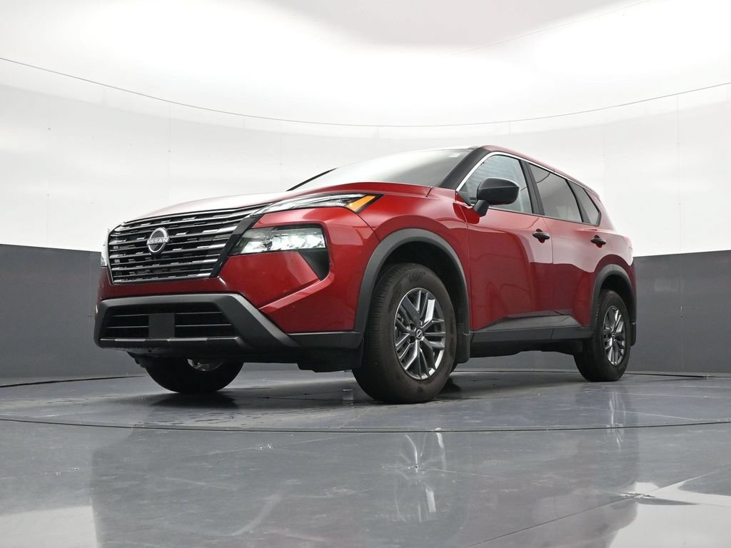 Used 2026 Nissan Rogue S FWD image 21