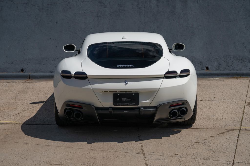 Used 2022 Ferrari Roma RWD image 7