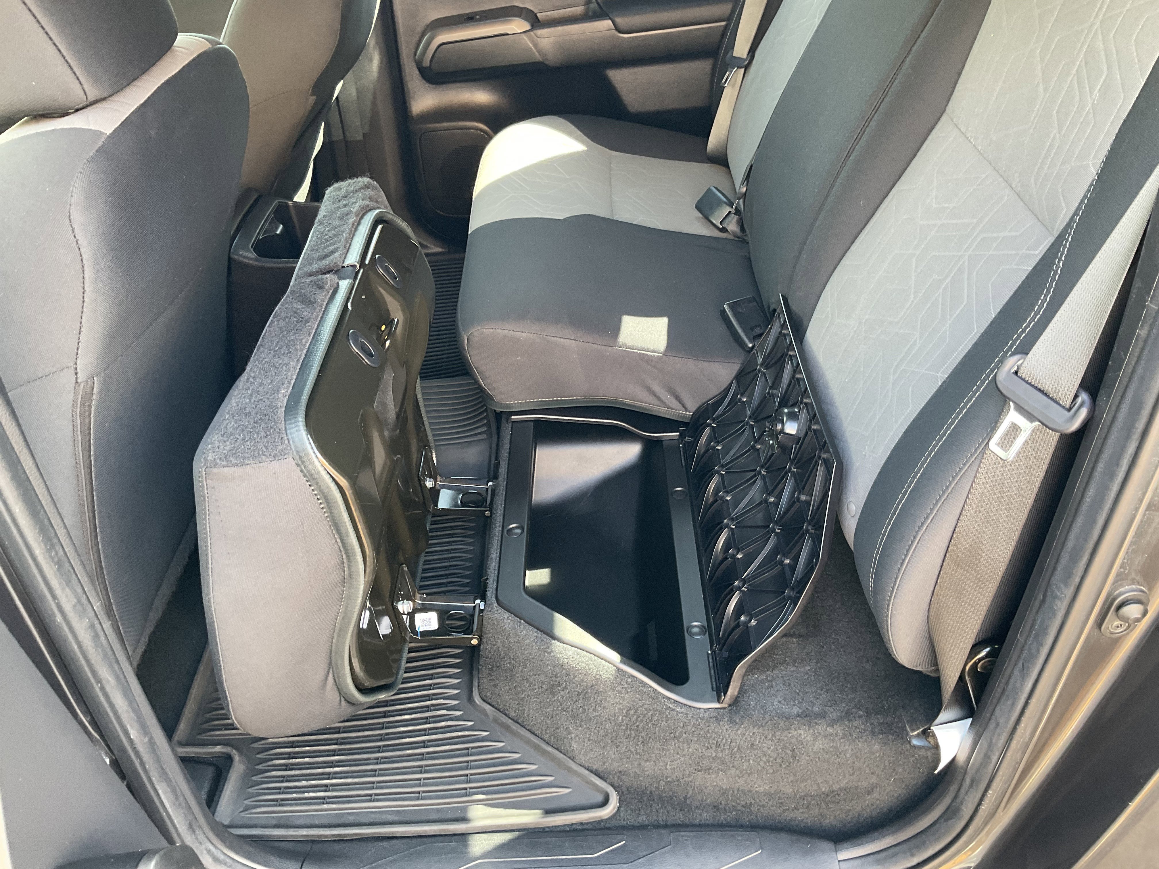 Used 2023 Toyota Tacoma TRD Off-Road w/ Black Out Package (TMS) image 38