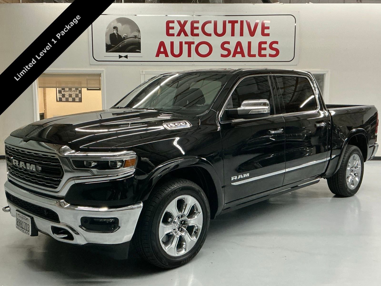 Used 2021 RAM 1500 Limited image 1