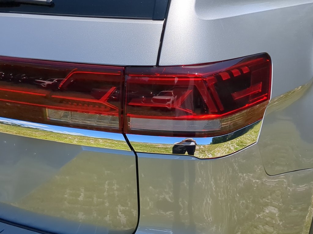 New 2026 Volkswagen Atlas SE FWD image 7