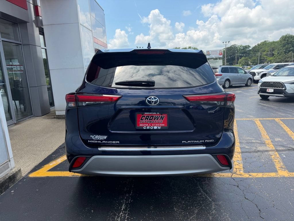 Used 2020 Toyota Highlander Platinum AWD/4WD image 6