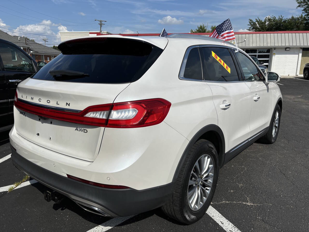 Used 2016 Lincoln MKX Select w/ Select Plus Package image 5