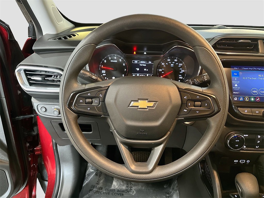 Used 2023 Chevrolet TrailBlazer LT w/ Convenience Package image 11