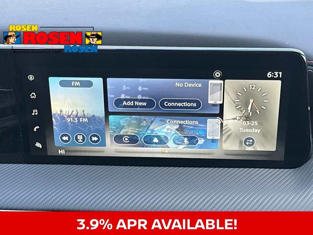 New 2025 Nissan Kicks SR image 21