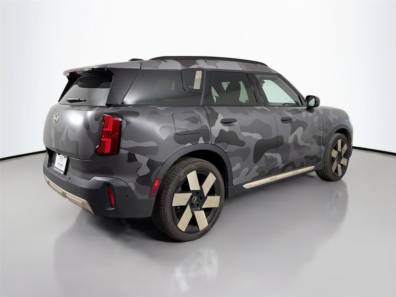 New 2025 MINI Cooper Countryman S w/ Comfort Package Max AWD/4WD image 5