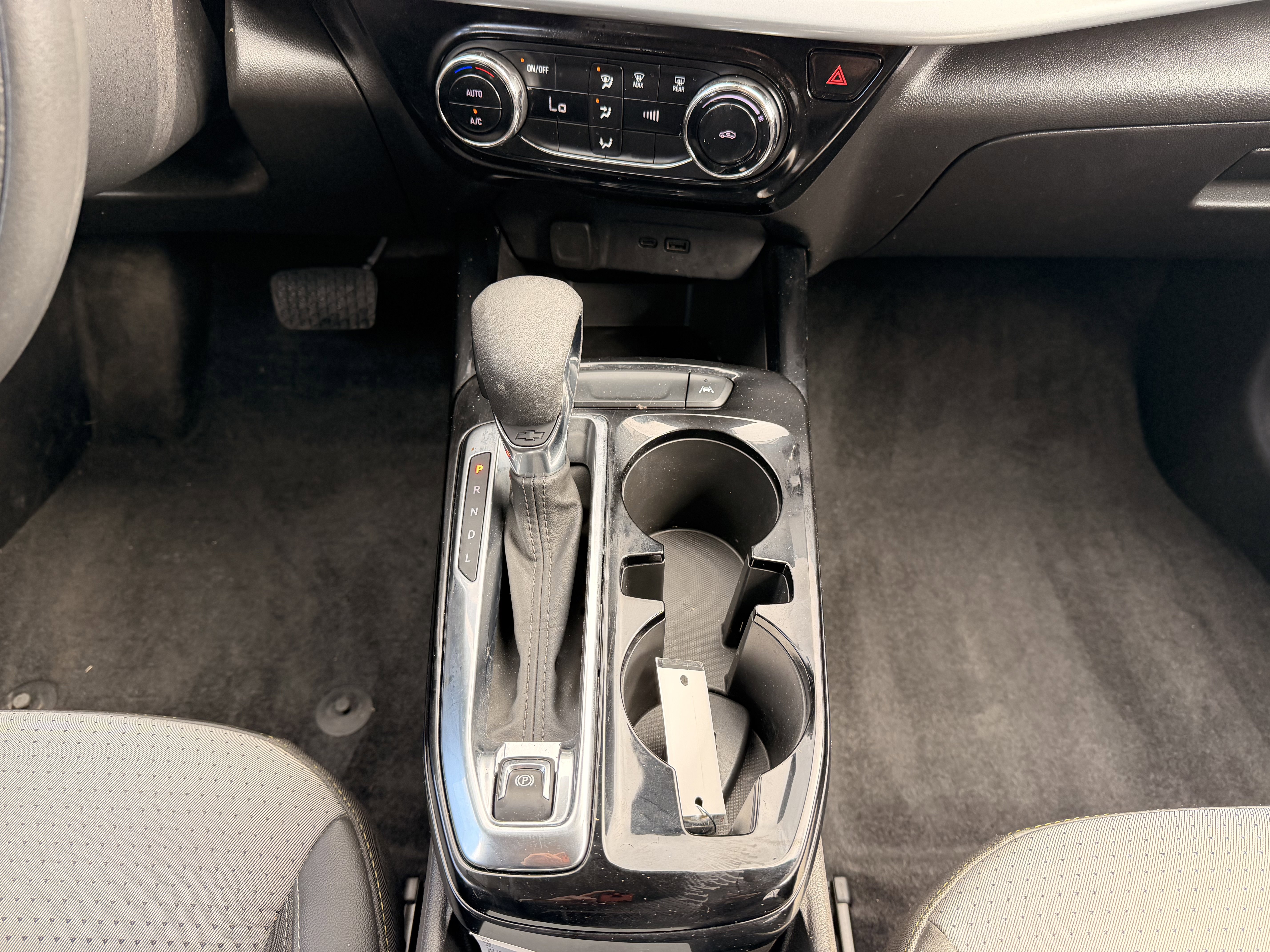 Used 2024 Chevrolet Trax LT image 19