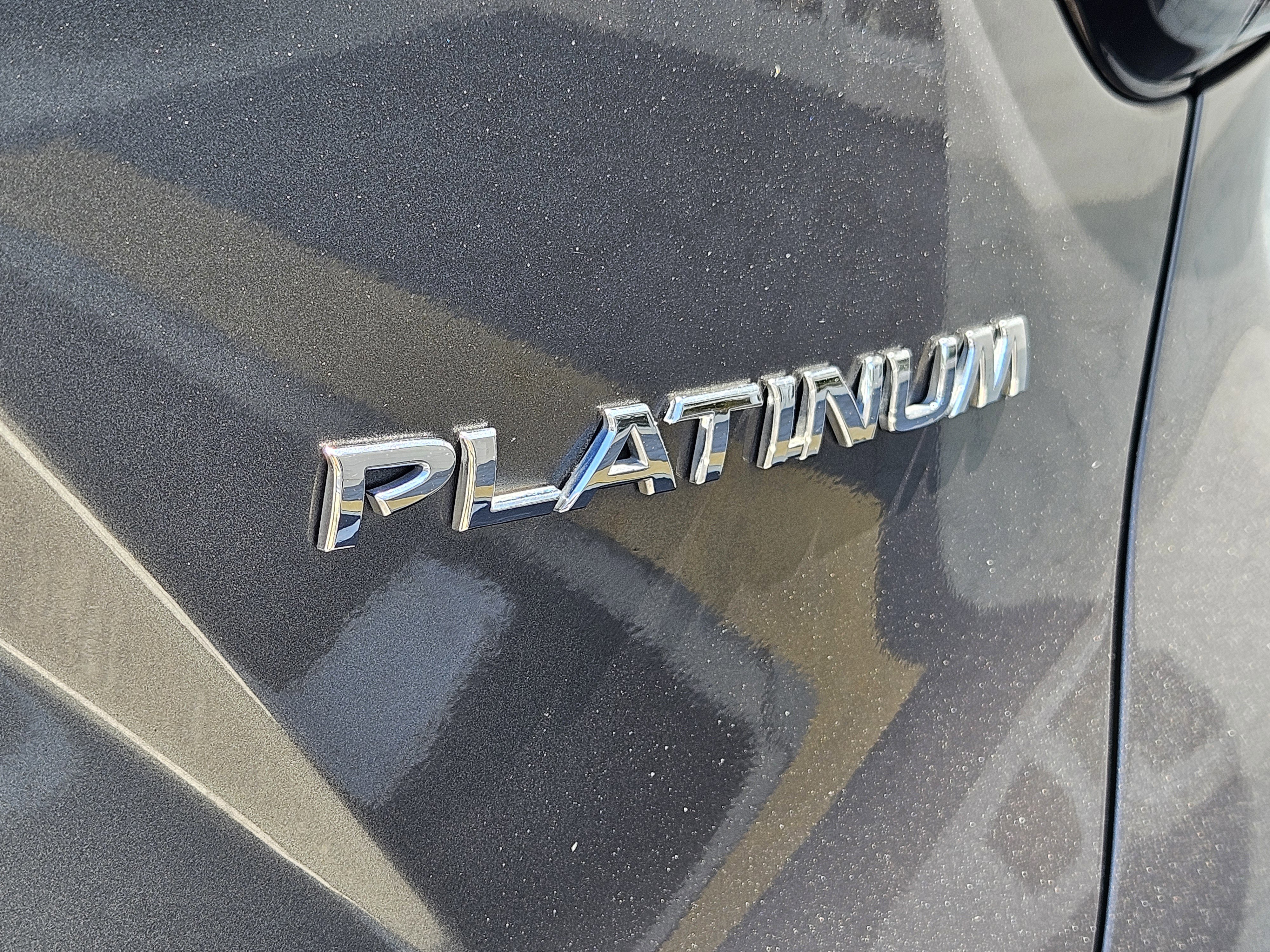 Used 2019 Nissan Murano Platinum image 11
