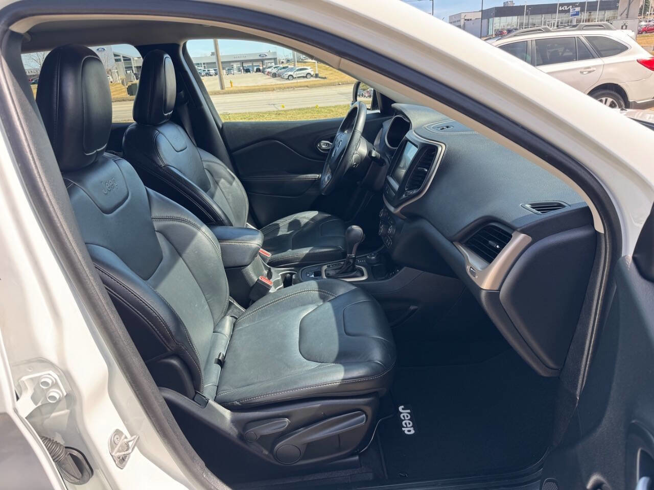 Used 2016 Jeep Cherokee High Altitude image 14