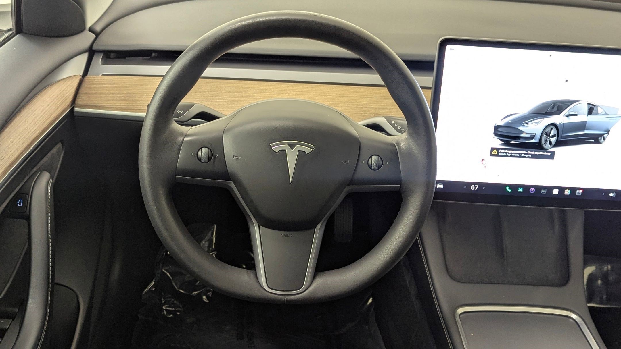 Used 2023 Tesla Model 3 Standard Range image 16