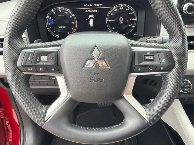 Used 2023 Mitsubishi Outlander SEL FWD image 30