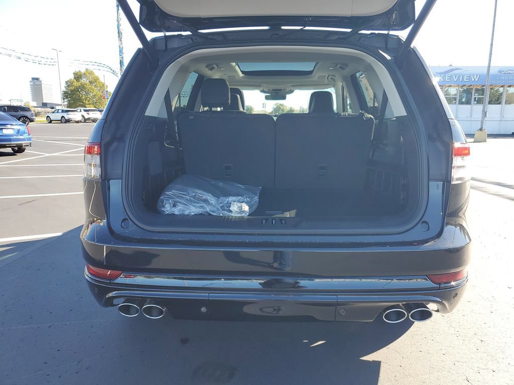 New 2025 Lincoln Aviator Reserve w/ Equipment Group 201A AWD/4WD image 26