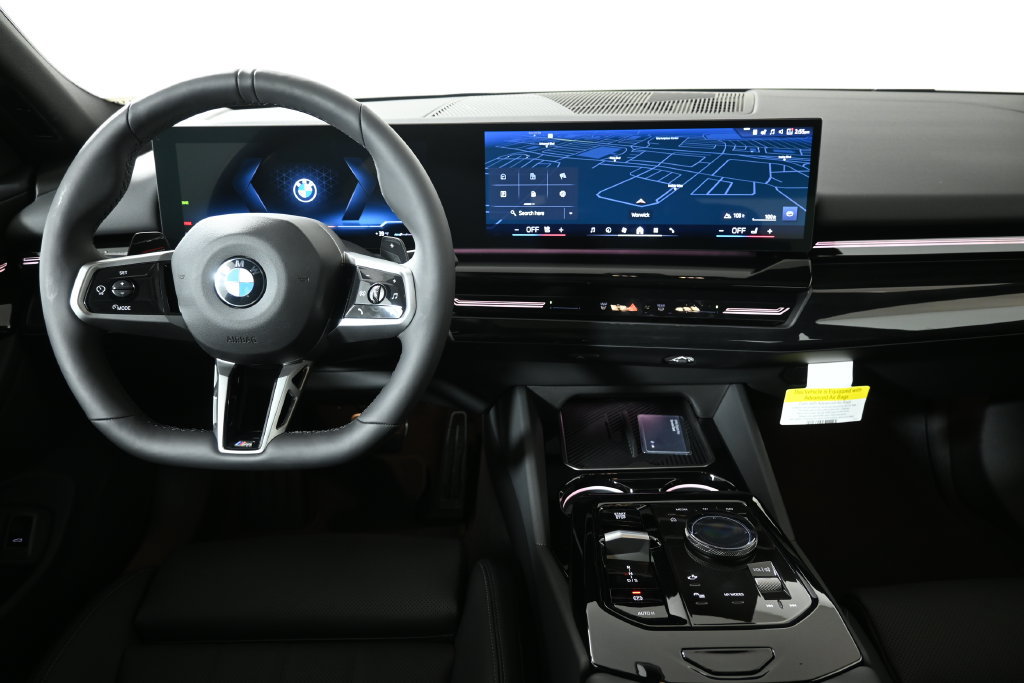 Used 2026 BMW 530i xDrive w/ M Sport Package AWD/4WD image 17