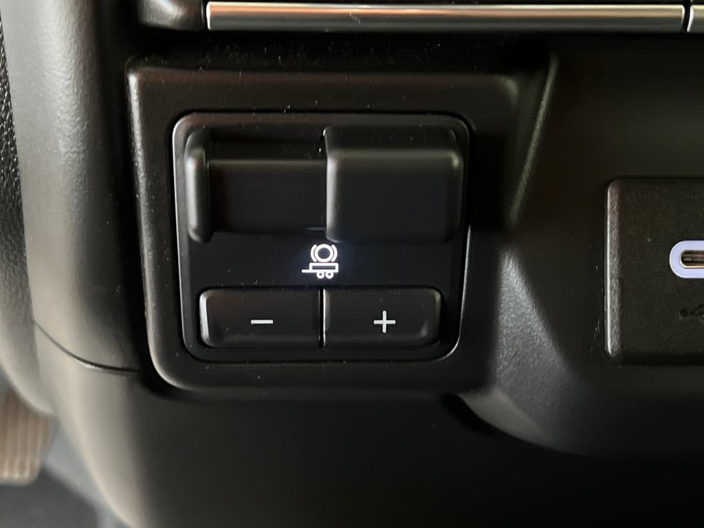 Used 2017 Chevrolet Tahoe LT AWD/4WD image 41