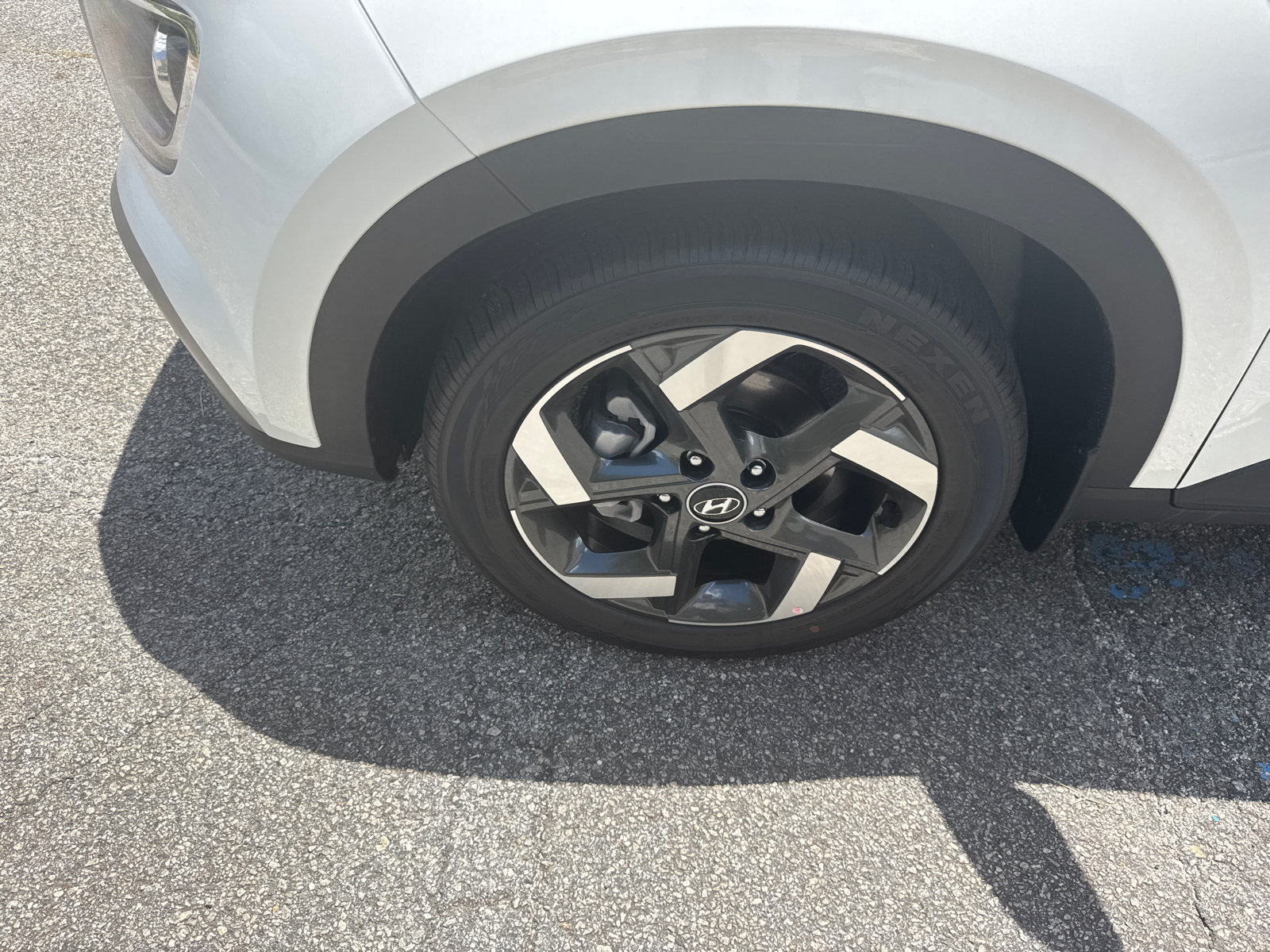 New 2026 Hyundai Venue SEL FWD image 12