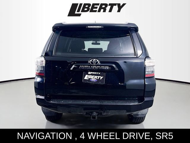 Used 2017 Toyota 4Runner SR5 image 6