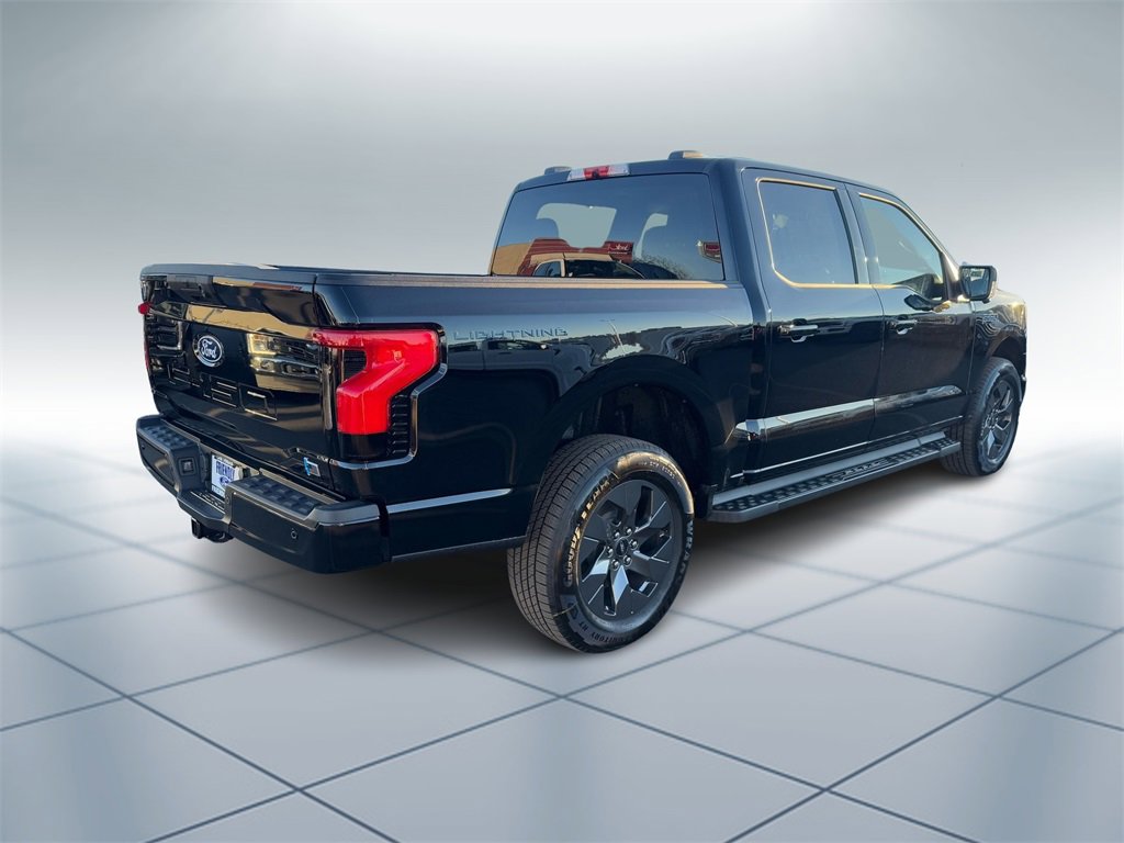 New 2025 Ford F150 Lightning Flash image 3