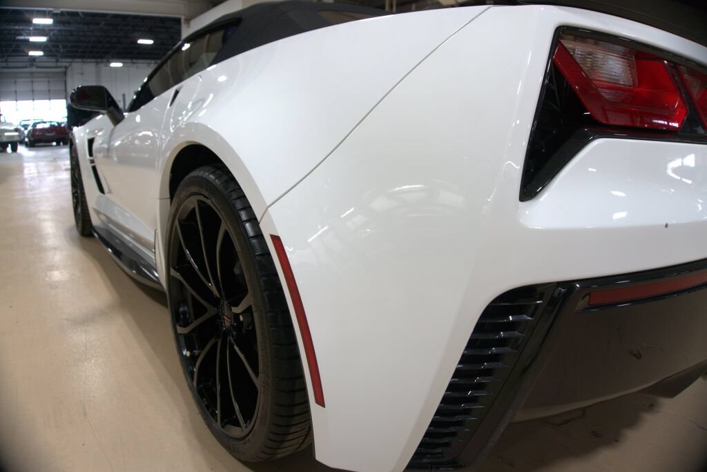 Used 2019 Chevrolet Corvette Grand Sport RWD image 29