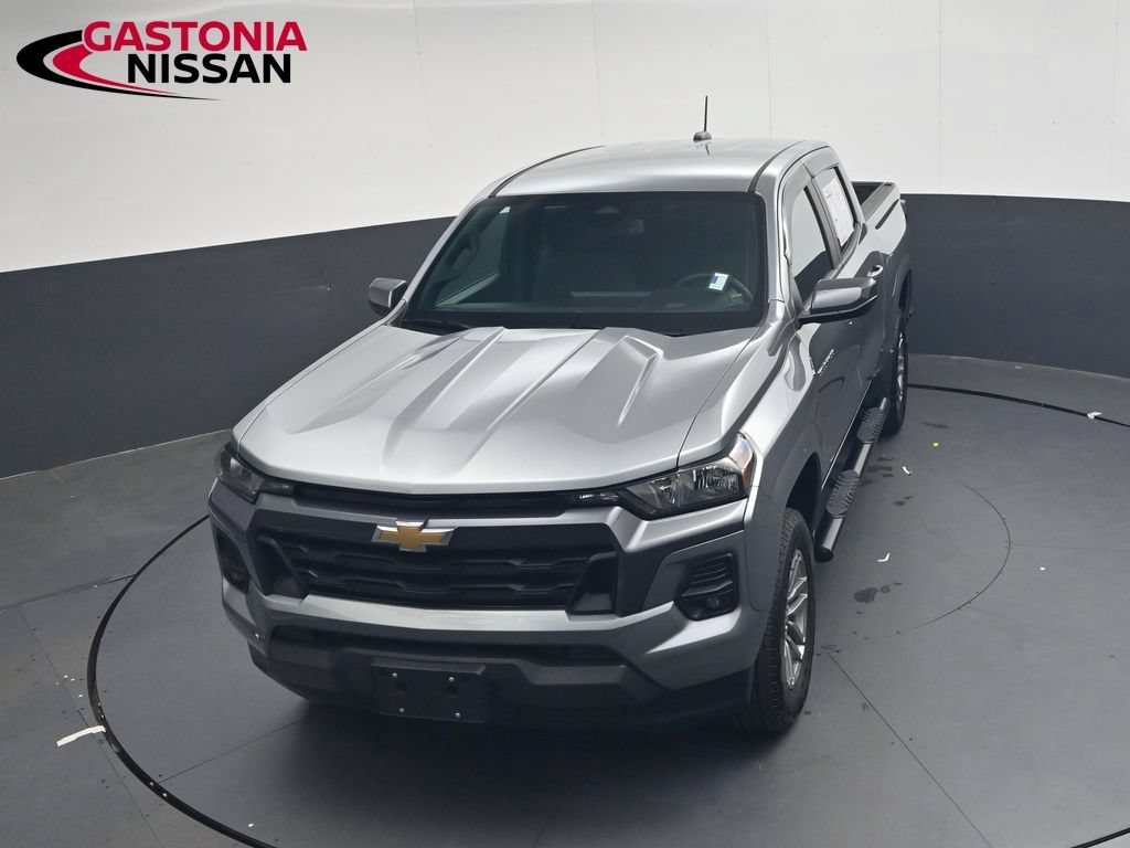 Used 2024 Chevrolet Colorado LT w/ LT Convenience Package II RWD image 33