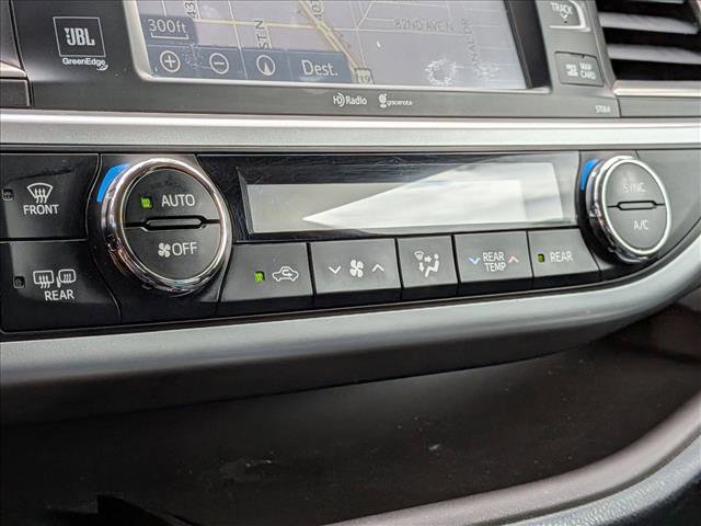 Used 2015 Toyota Highlander Limited Platinum image 8