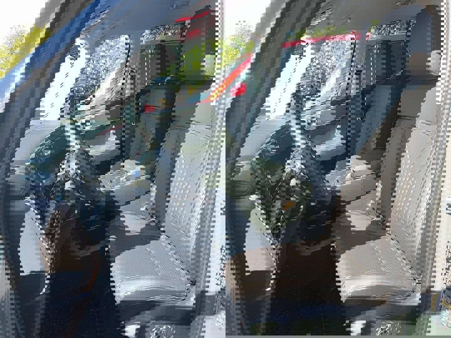 Used 2025 Hyundai Santa Fe SEL image 13