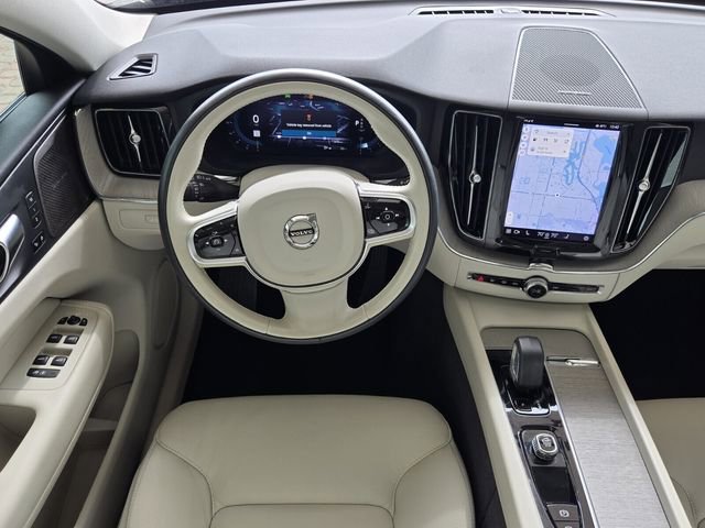 Certified 2023 Volvo XC60 B5 Plus w/ Protection Package Premier AWD/4WD image 17