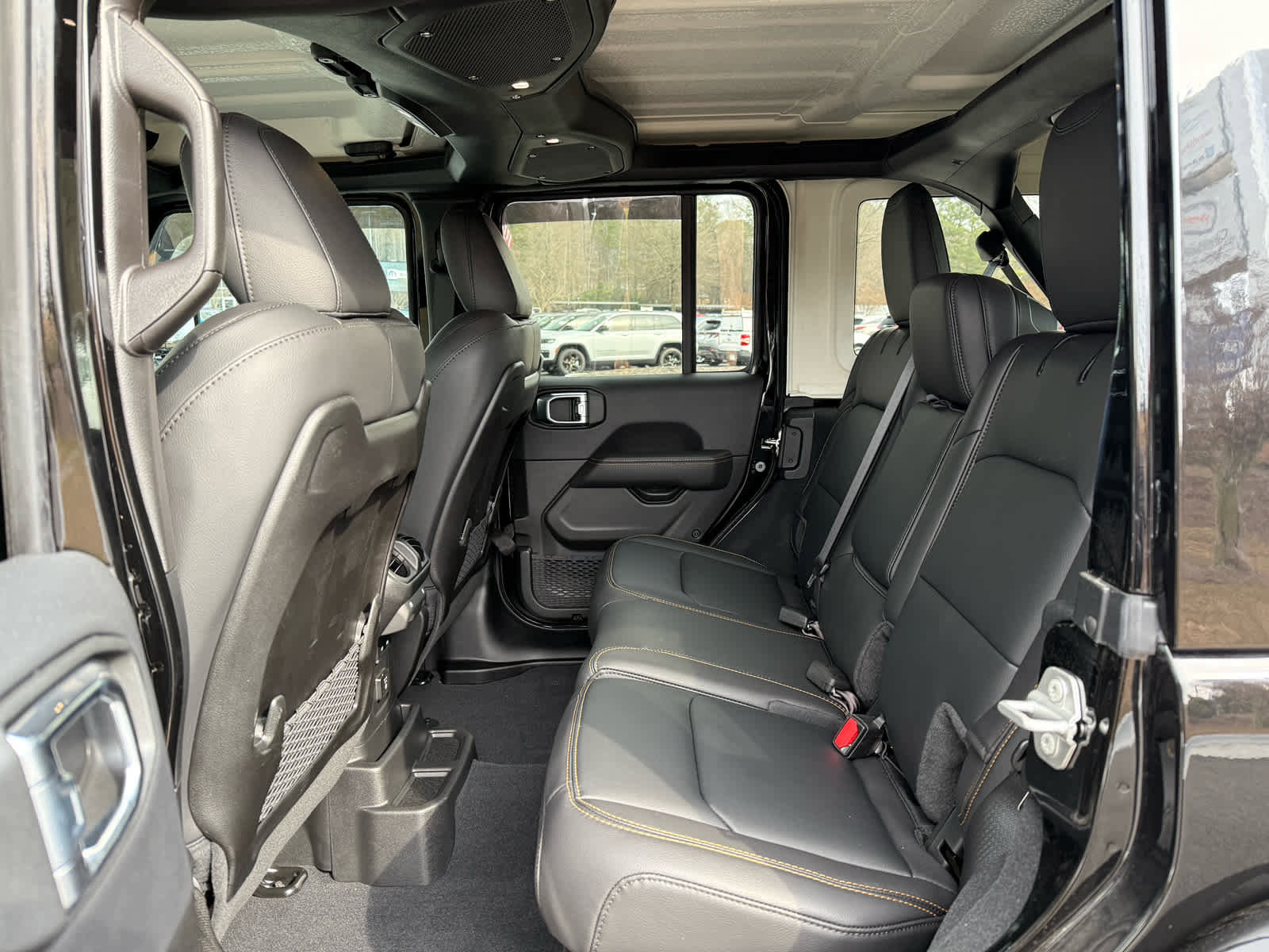 New 2025 Jeep Wrangler Sahara w/ Safety Group image 27