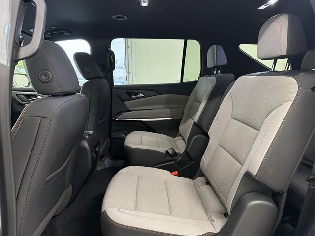 Certified 2025 Chevrolet Traverse LT image 19