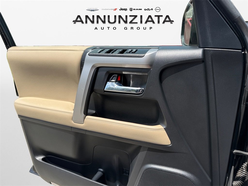 Used 2019 Toyota 4Runner SR5 image 28