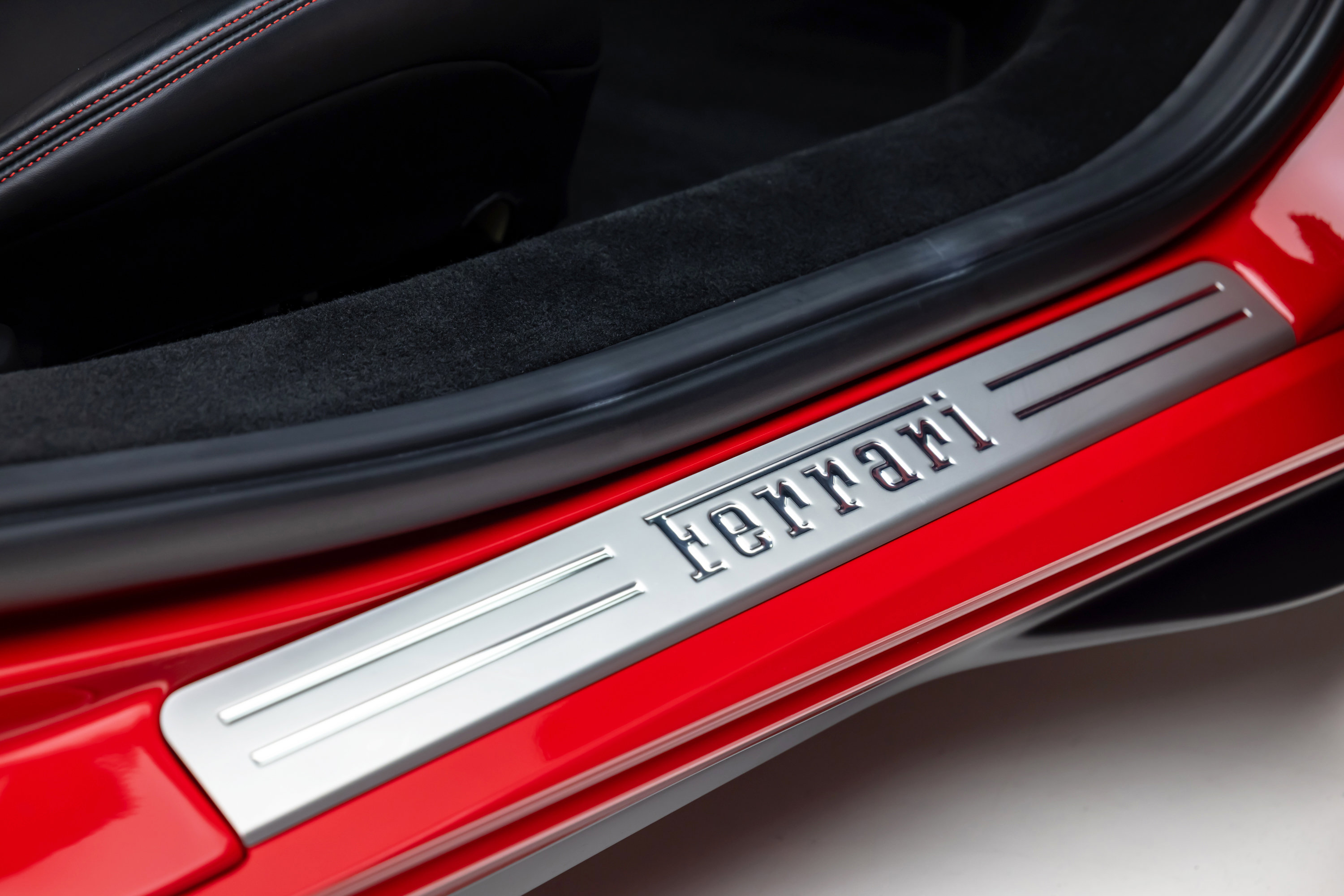 Certified 2020 Ferrari F8 Tributo image 27