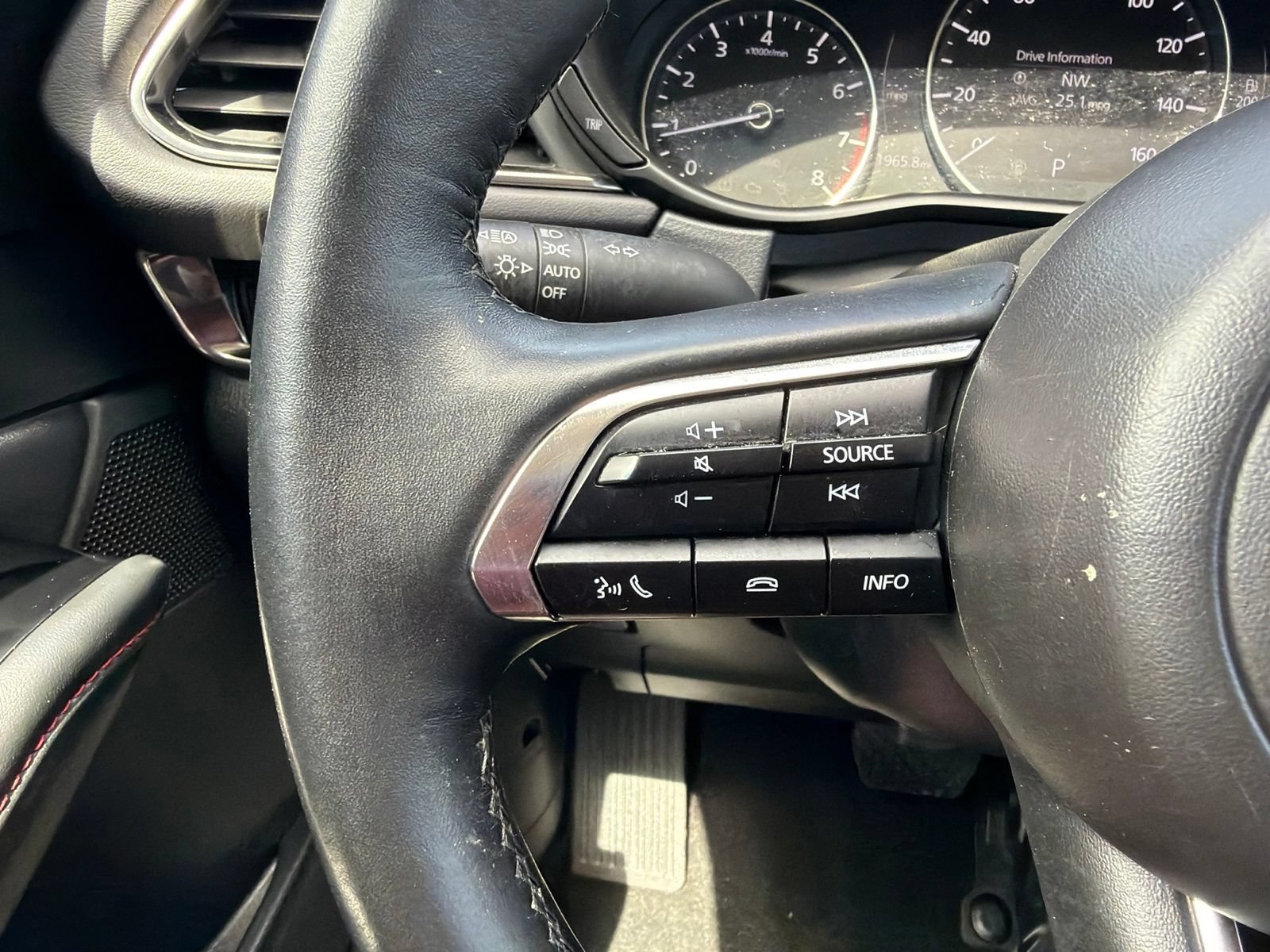 Certified 2025 MAZDA CX-30 AWD 2.5 S w/ Preferred Package image 22