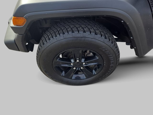 Used 2022 Jeep Wrangler Unlimited Sport image 30